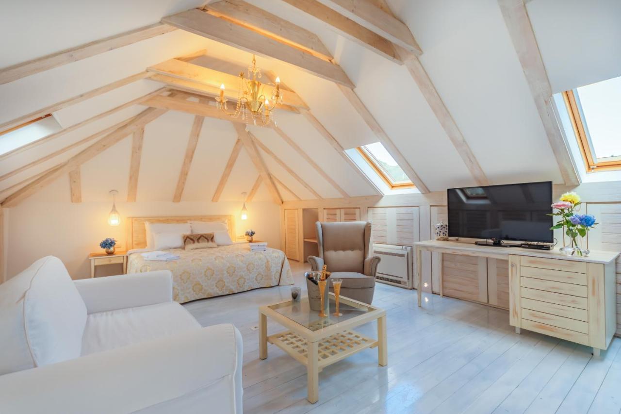 Boutique Hotel Capitano تْشيرسيك نوفي المظهر الخارجي الصورة