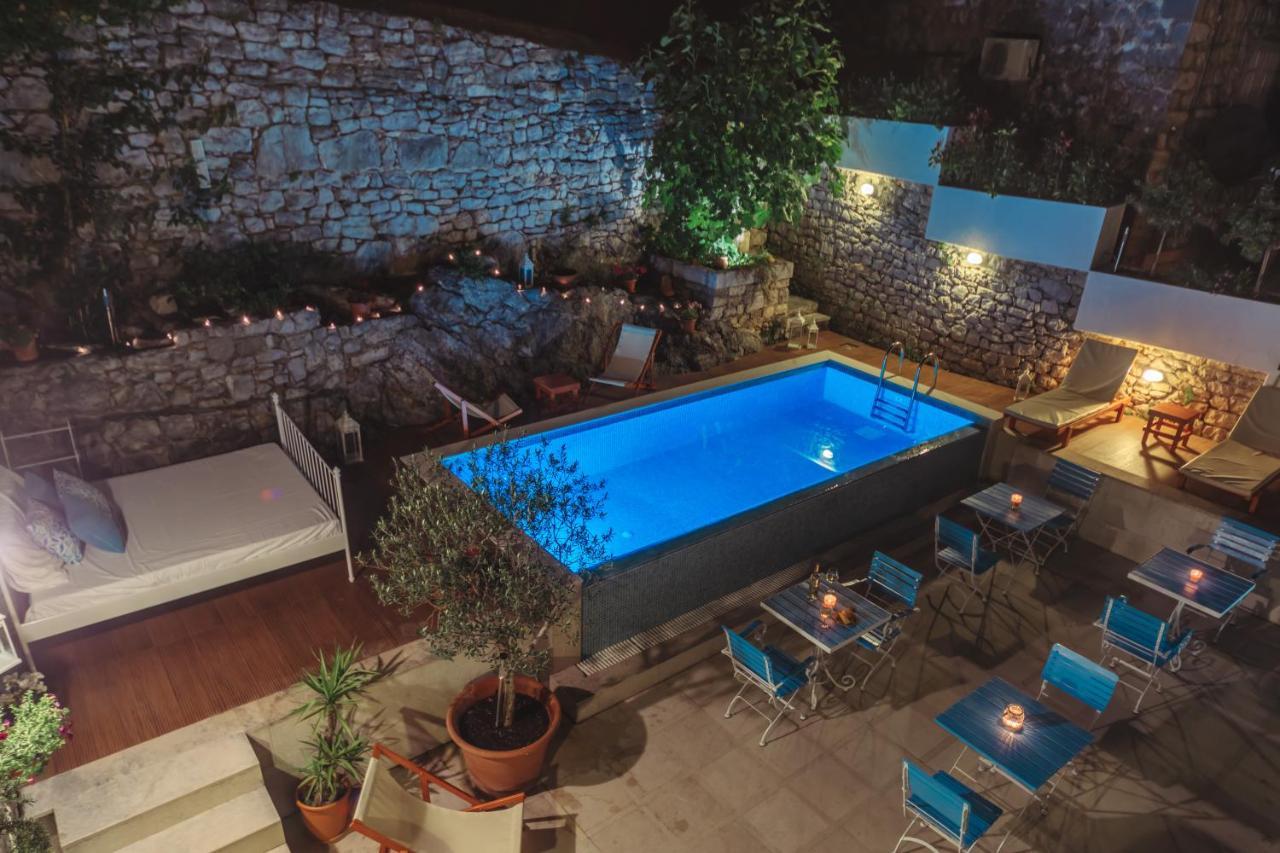 Boutique Hotel Capitano تْشيرسيك نوفي المظهر الخارجي الصورة