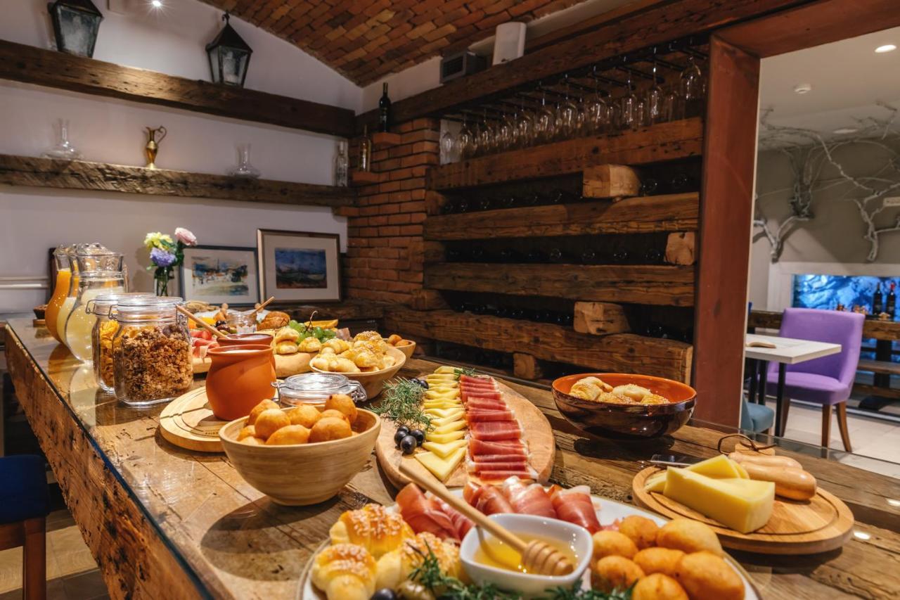 Boutique Hotel Capitano تْشيرسيك نوفي المظهر الخارجي الصورة